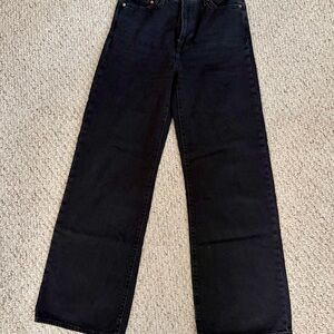 Levi’s Ribcage Wide-Leg Jeans in Black